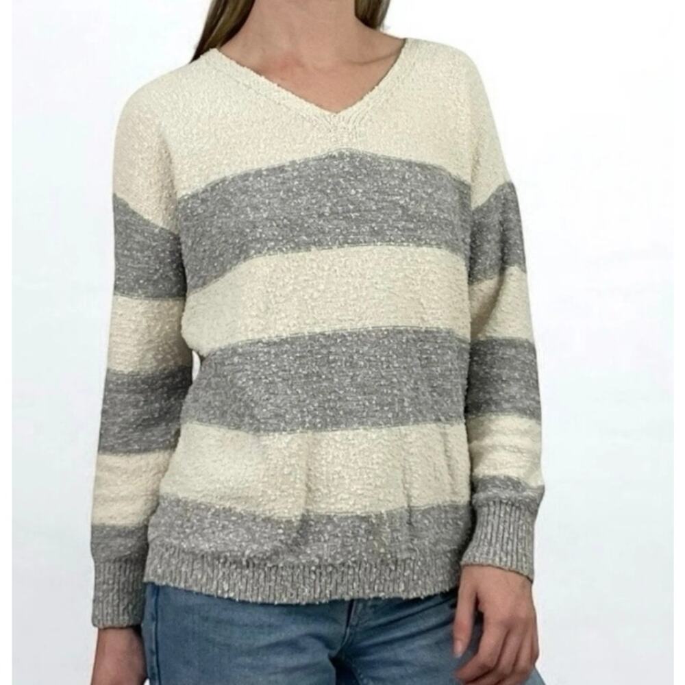 Knox Rose Oversized Striped Textured Knit Sweater Size Medium Gray Cream V-Neck